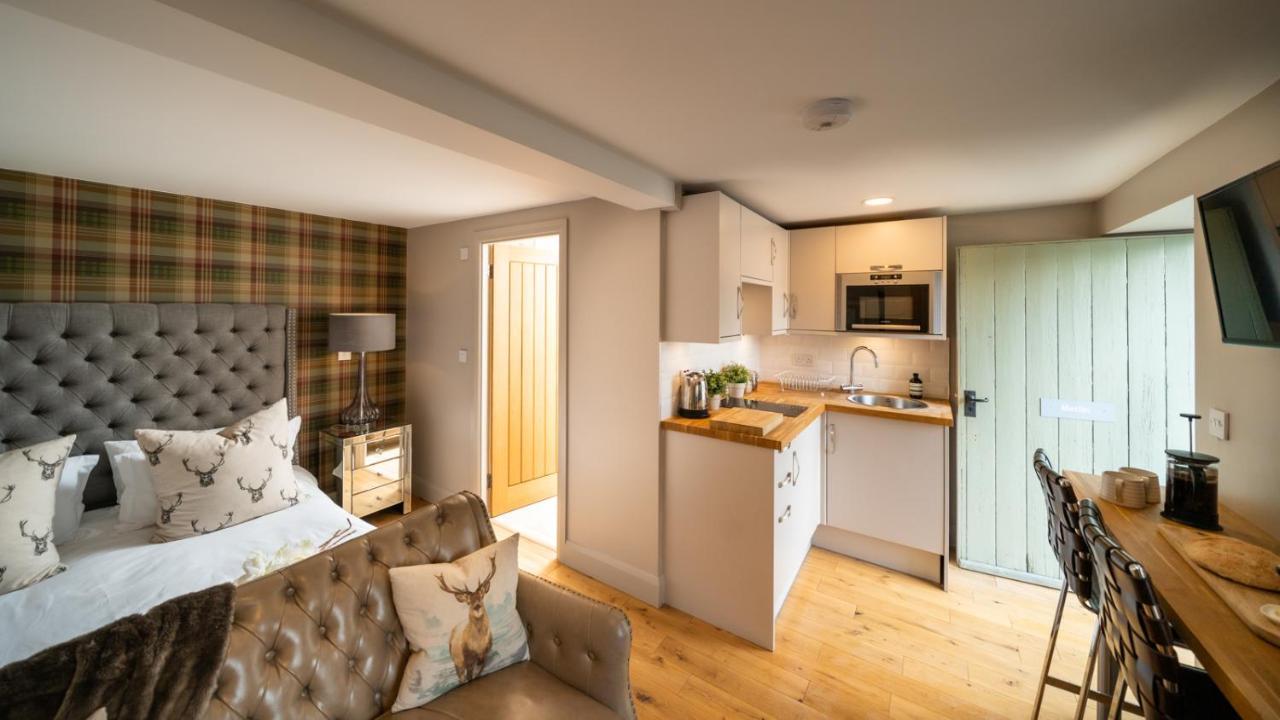 Farm stay Nether Glenny Farm